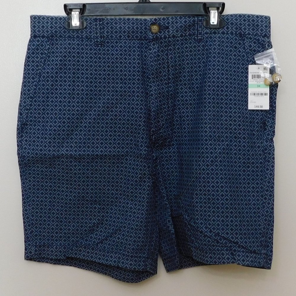 Club Room Foulard Pattern Flat Front Shorts - 34